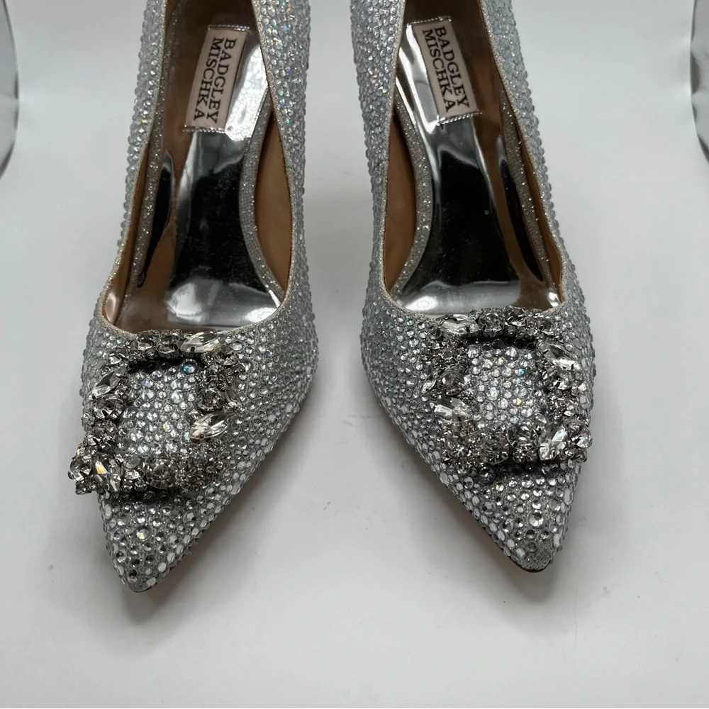 NWOB Badgley Mischka Women's Cher II Shop size 8 all blinged out pumps heels - Picture 11 of 11